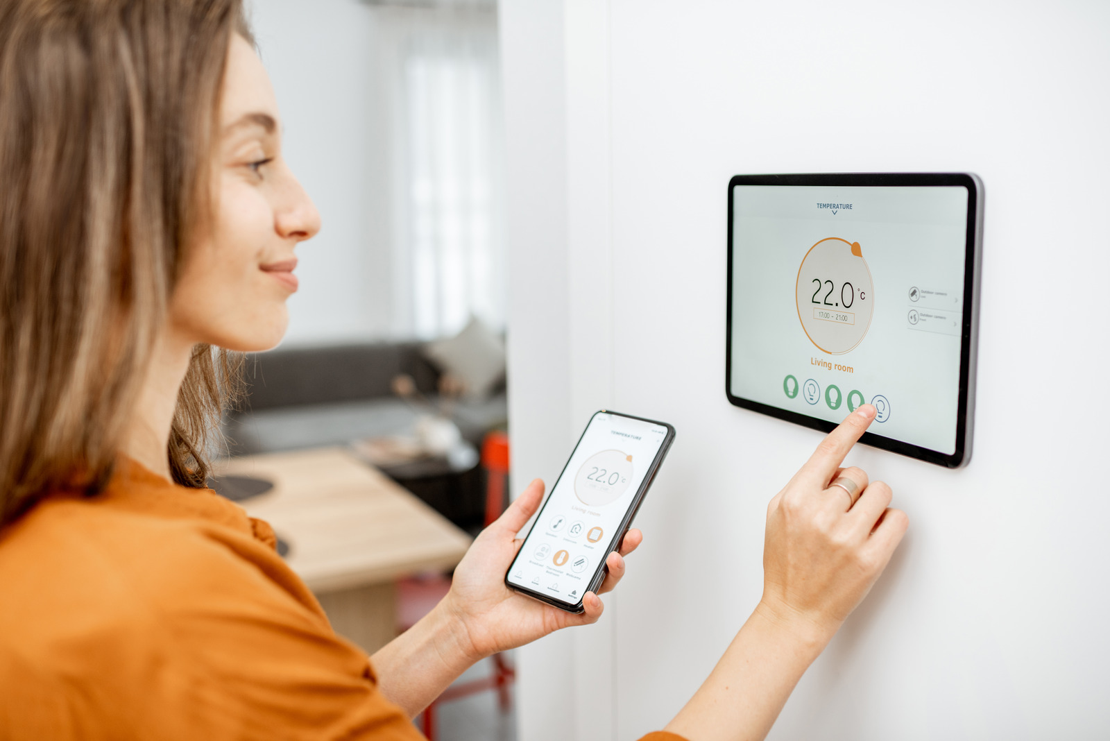 Lay with smart pad on wall and on phone